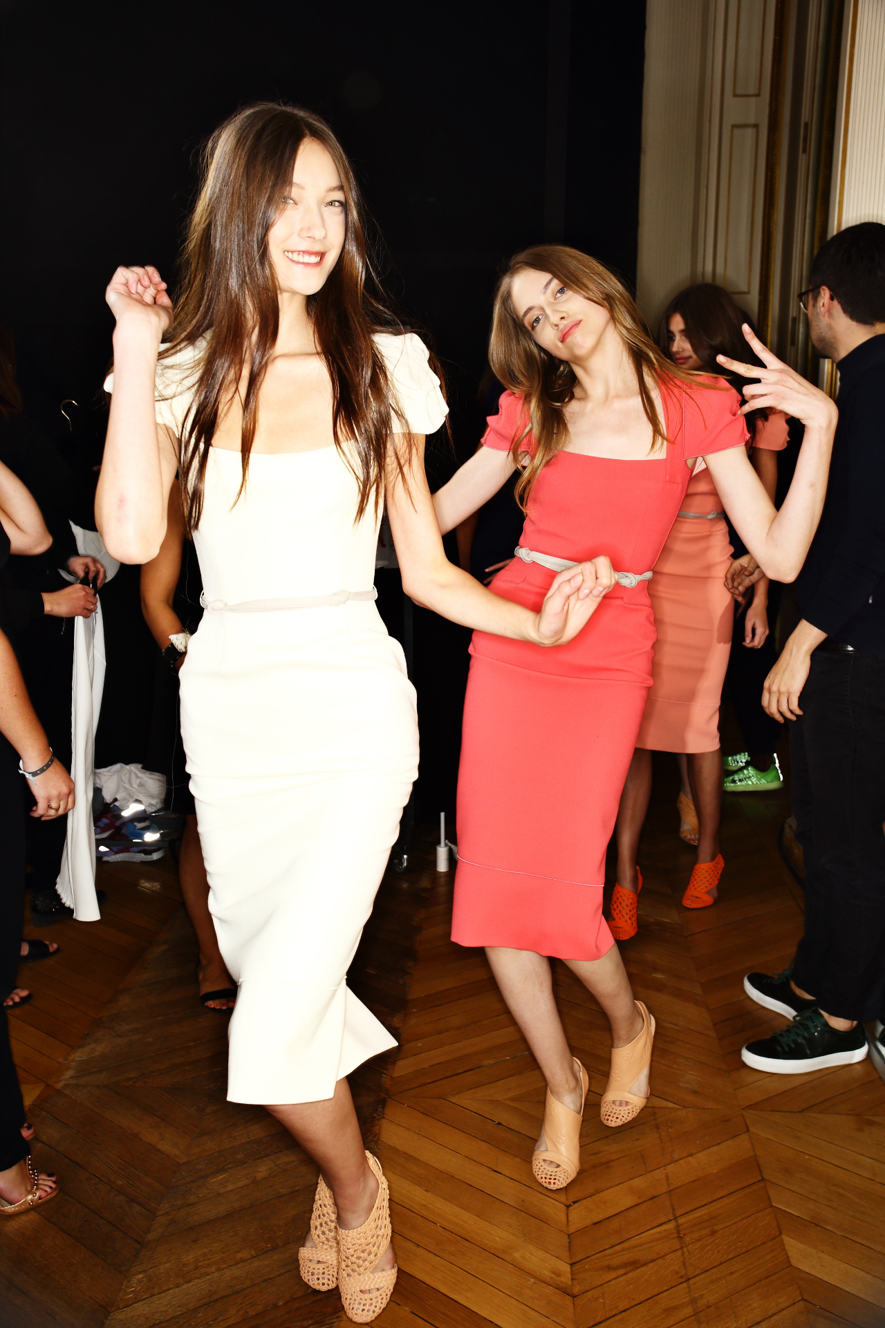 Roland Mouret SS16 Fashion Show Paris Backstage