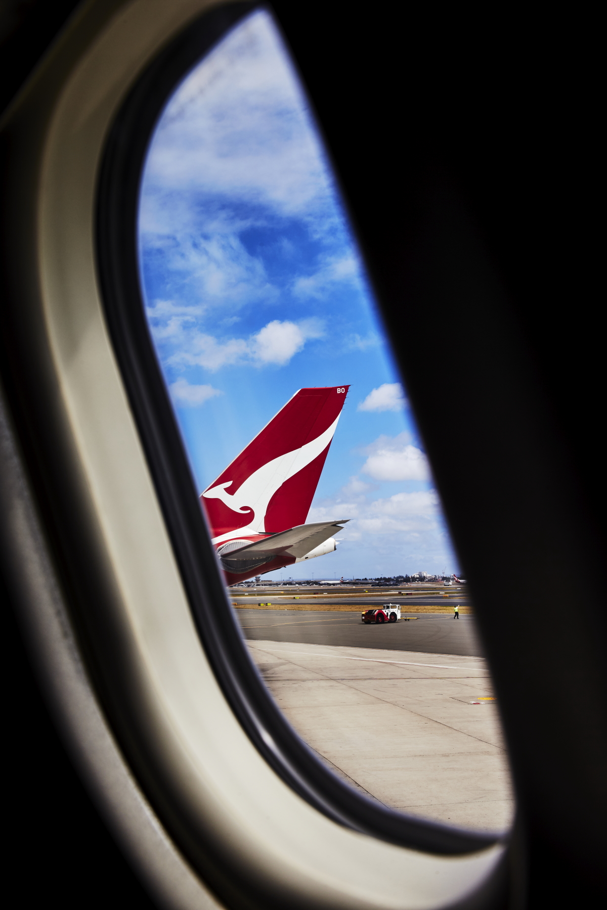 Melbourne > Sydney QF432