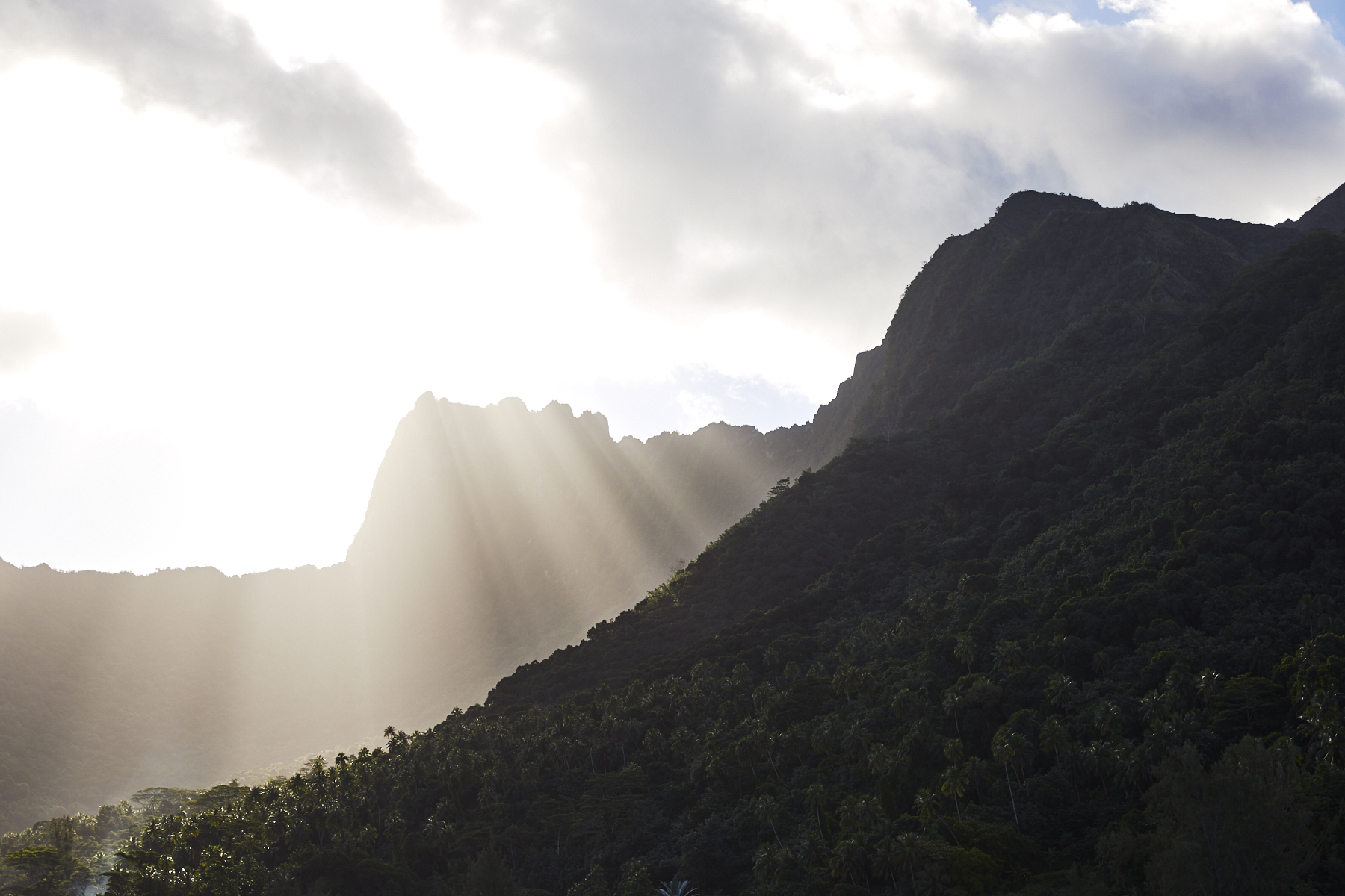 Leaving Mo’orea, Tahiti