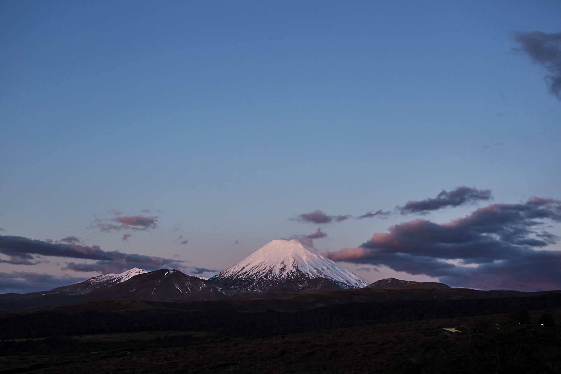 After visiting Glow Worm caves it’s of to Tongariro, North Island, New Zealand